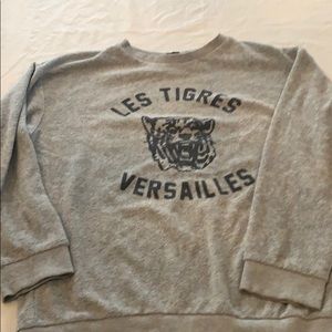 Loose fitting sweatshirt